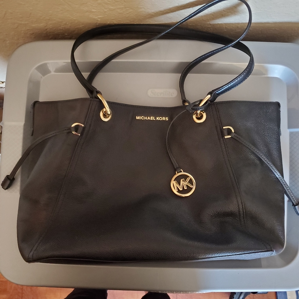 Michael Kors bag